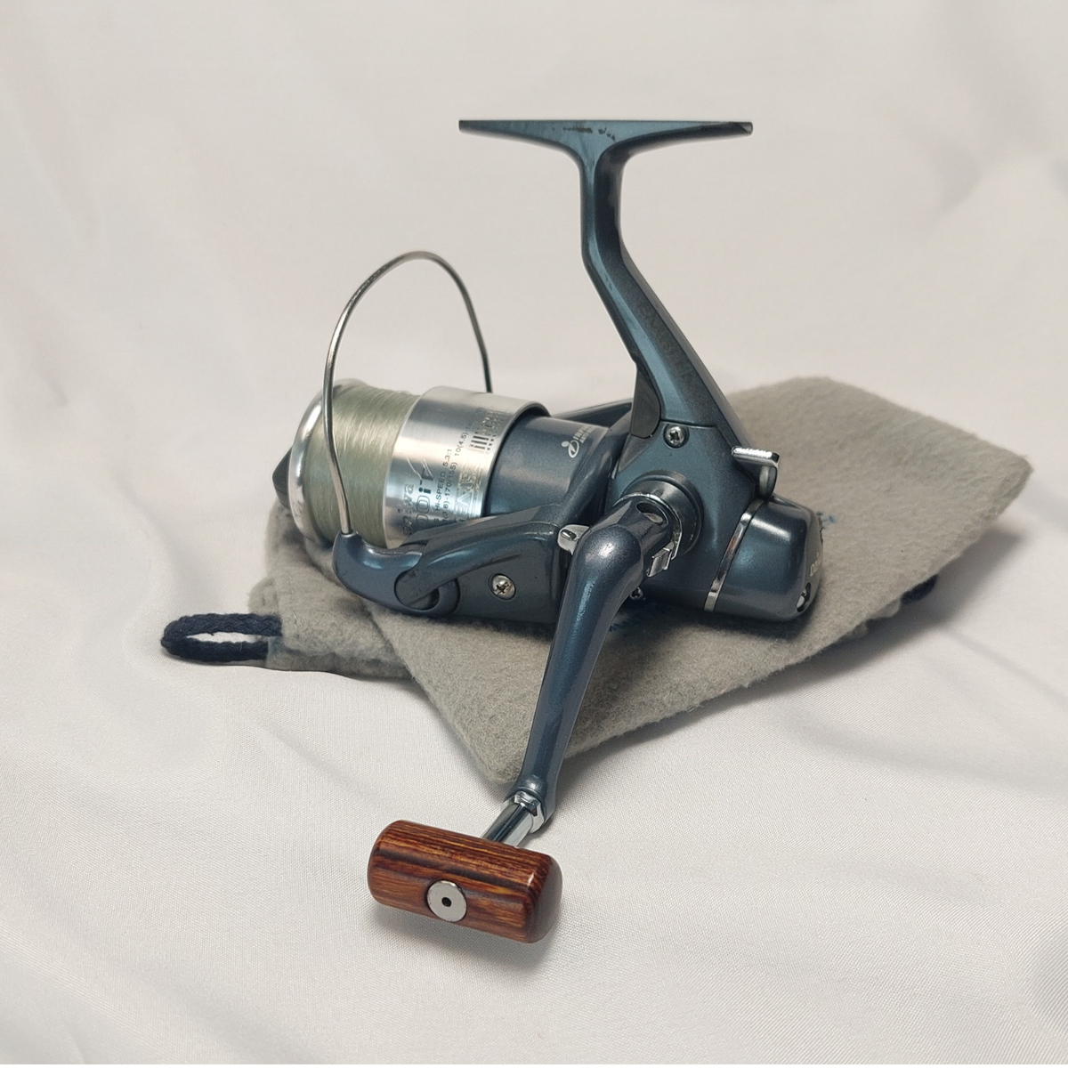 Daiwa Emblem-Z 2500IT Spinning Reel Japan Domestic Market -JDM