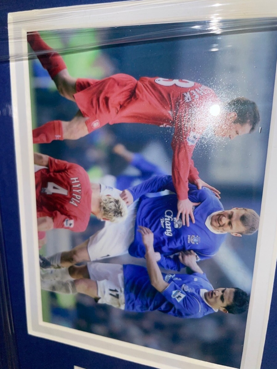 Hyypia Duncan Ferguson T Shirt Signed Framed Duncan Ferguson