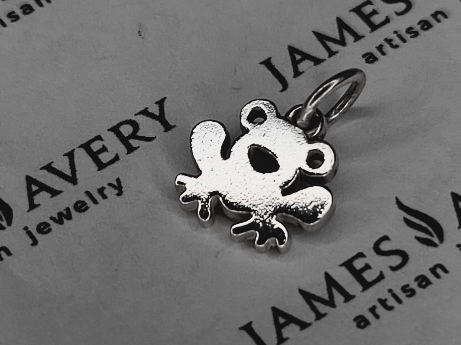 Authentic James Avery Frog Charm Flat Retired DB1… - image 2