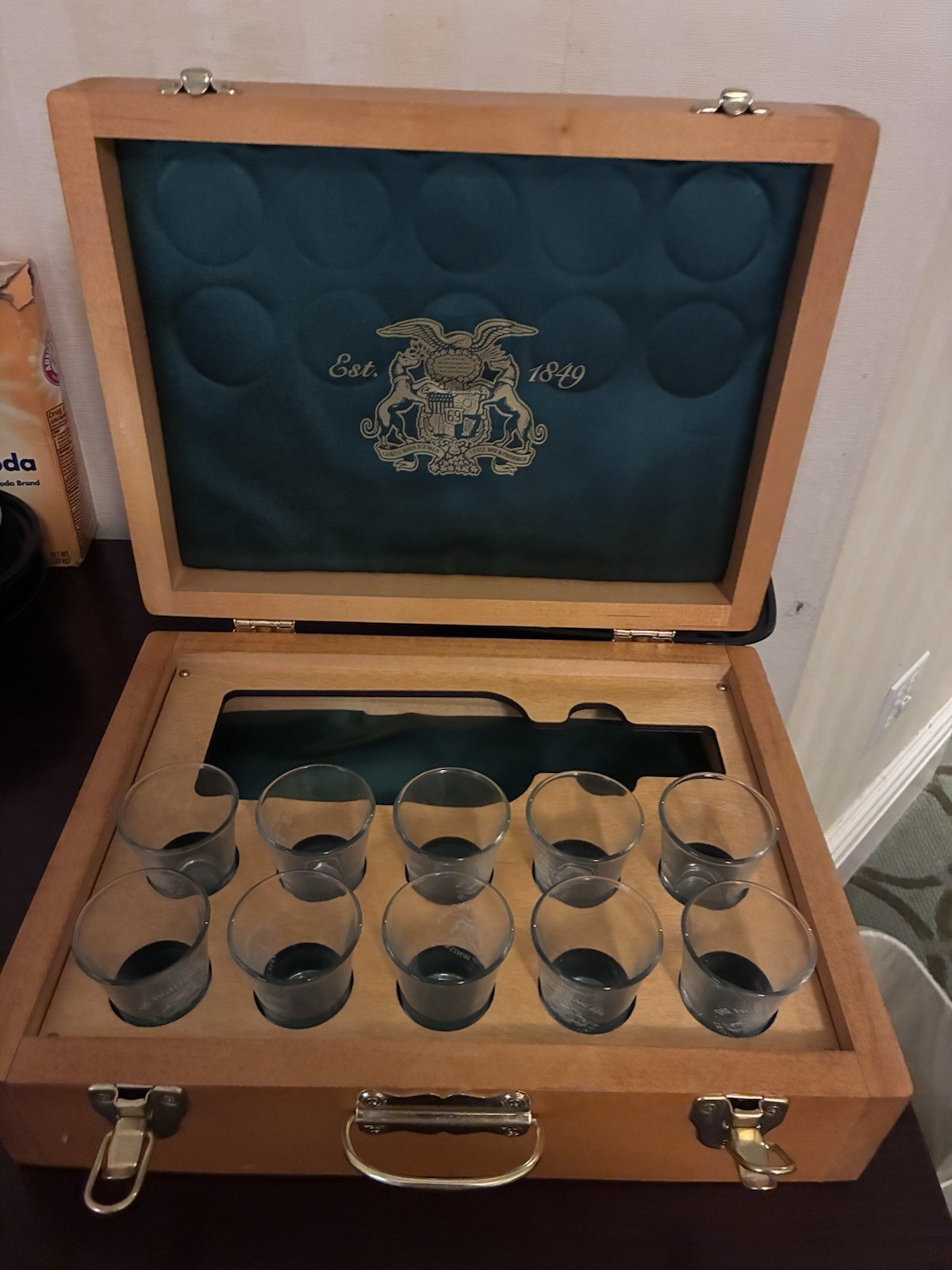 The Fighting 69th Irish Whiskey Wooden Toasting Box – Collector’s Edition w/ 10G-image