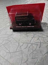 1/43 RENAULT 1000 KG Corbillard dans sa boite. Hachette 