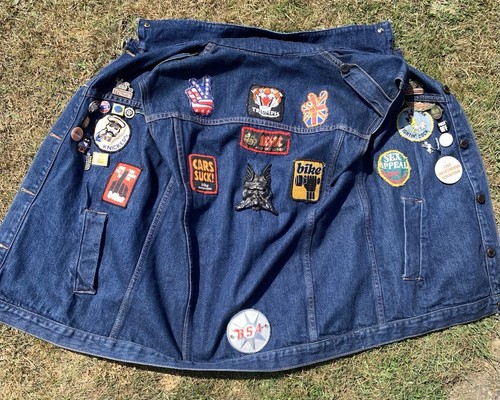 Original Vintage 80’s Bikers Triumph BSA Denim Vest Metal Patches ACDC Medium - Bild 11 von 20