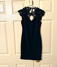 Fashion Nova Women’s Green Lace Yoke Sheath Dress V-Neck Sleeveless Lined S