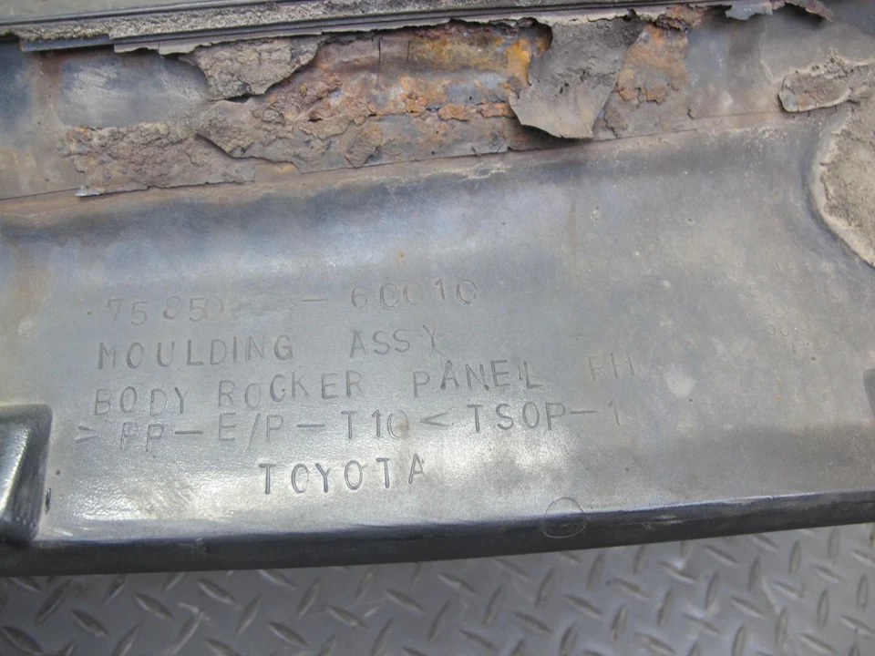 2003-2007 LEXUS LX470 TRASERO DERECHO E IZQUIERDO PANEL BASCULANTE JUEGO DE 2 FALDONES LATERALES Foto 3 de 4