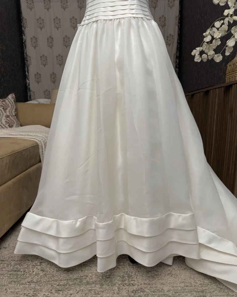 Vtg Oleg Cassini White Satin Wedding Dress 80s 90s Bow Ruffle Train Bridal Gown - Image 4 of 4