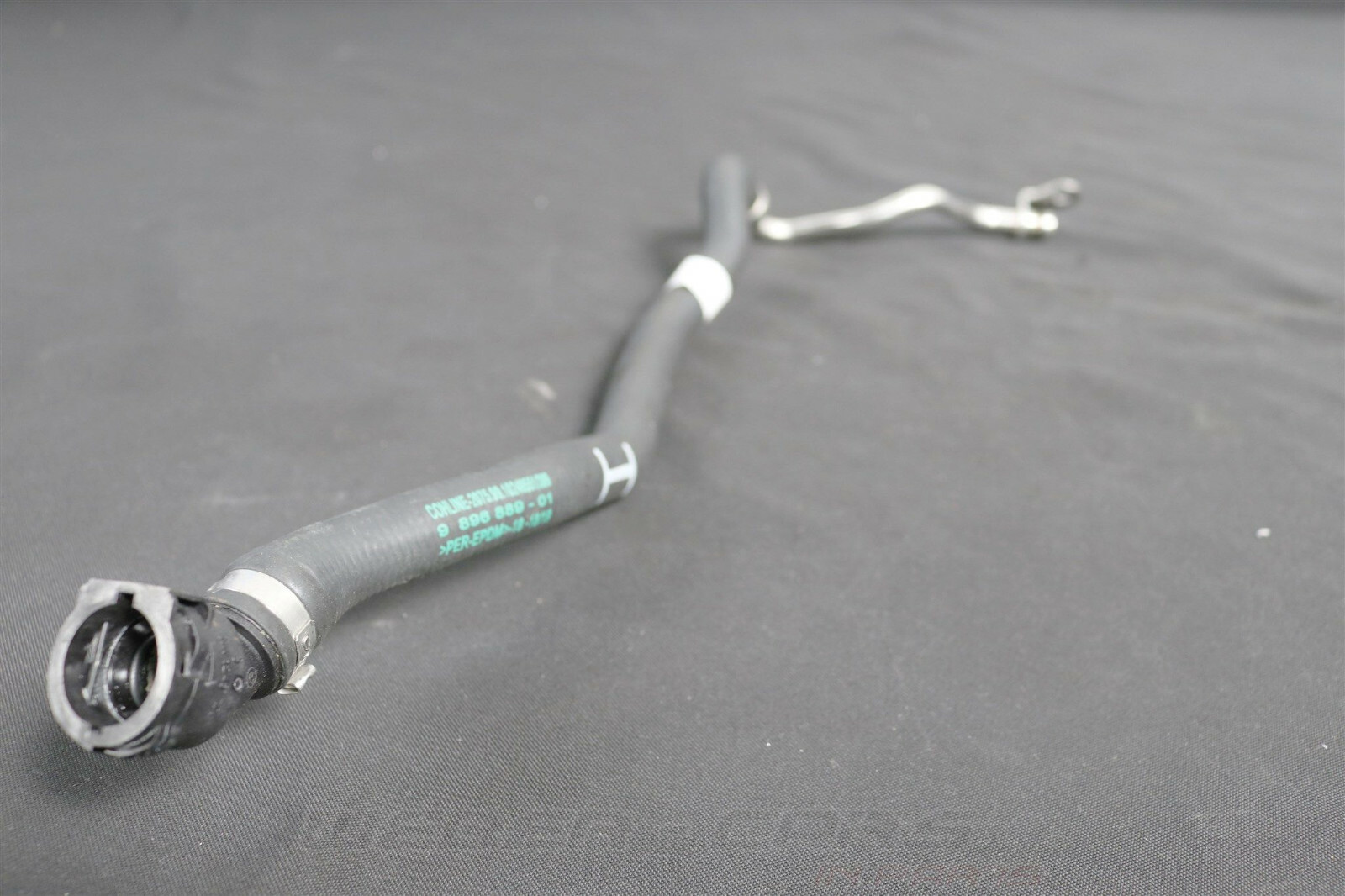 500km 9896889 BMW 8er G14 M850iX N63B44 530PS Cooling Pipe Water  