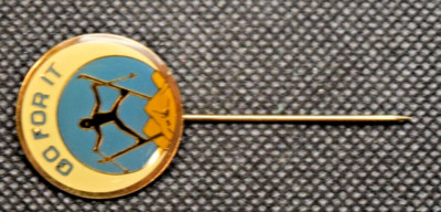 Go For It Skier Jumping Ski Pin