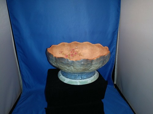 ANTIQUE POPE GOSSER OVAL CHINA BOWL - PINK FLOWERS 9 by 9 - Picture 2 of 12