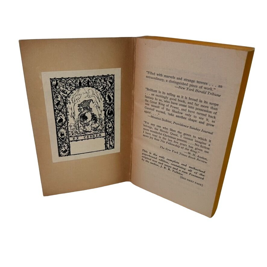 洋書 THE LORD OF THE  RING THE LORD OF THE RINGS Deluxe Edition by J.R.R. Tolkien Faux