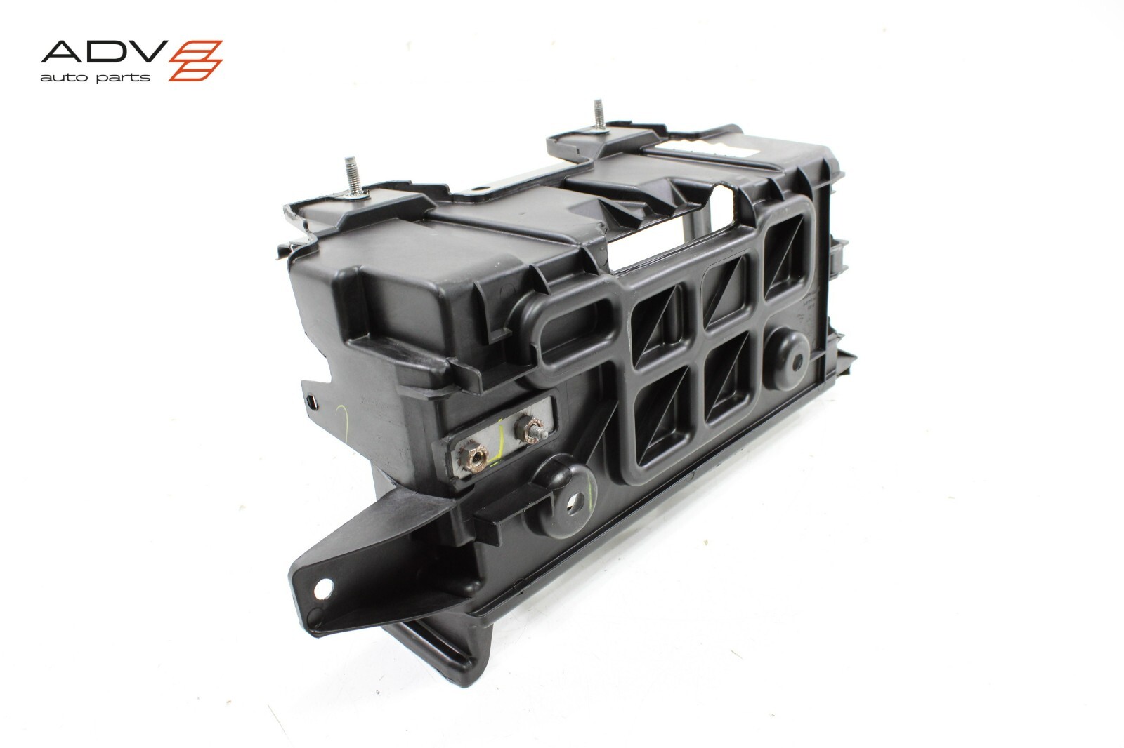 Maserati Levante 2017-2020 Support bracket P/N 13602