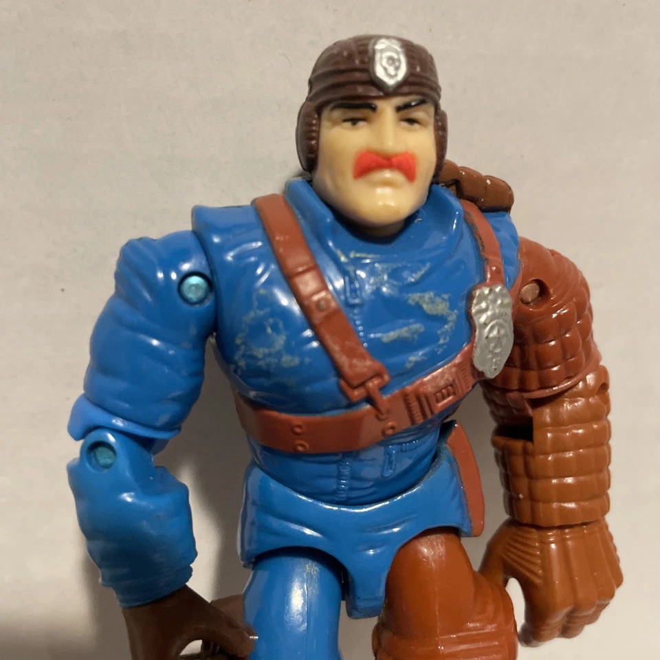 Vintage 1988 Hasbro Cops C.O.P.S. Boneco de ação brinquedo N CROOKS Officer Bowzer - Imagem 2 de 4