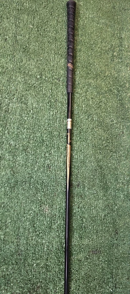 Left-Handed Alien Sport 'THE ULTIMATE SAND WEDGE' By Pat Simmons  - Image 4 of 4