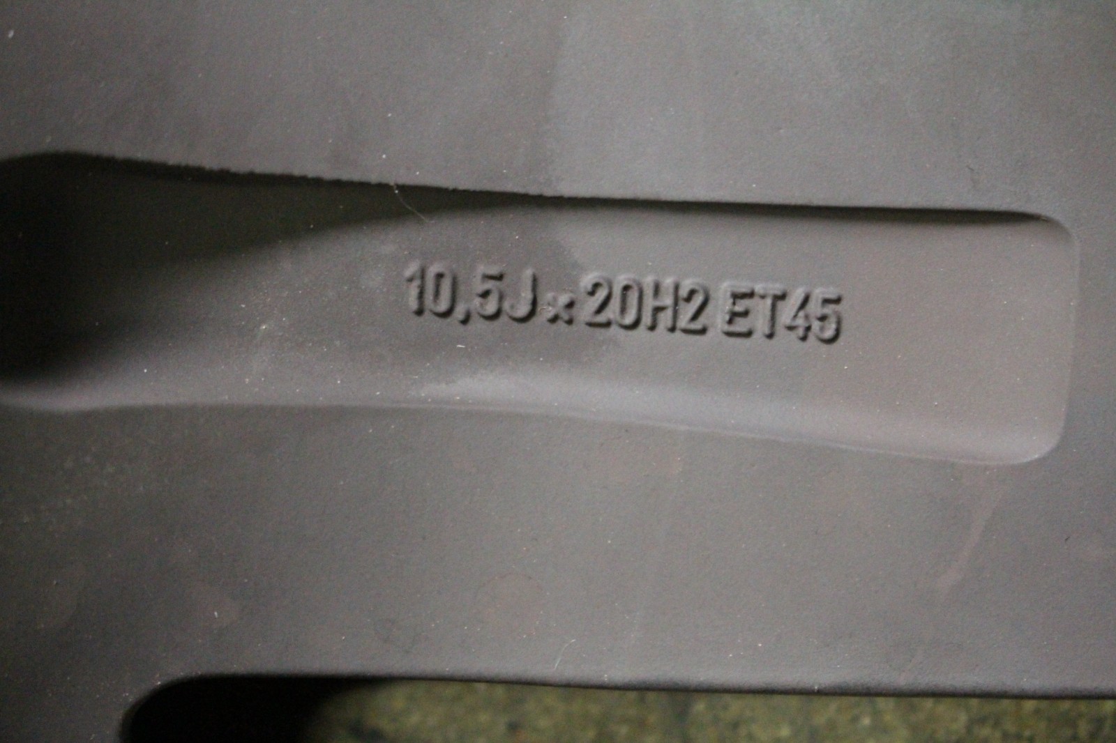Maserati Quattroporte REAR Wheel P/N 670013453