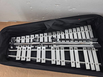 Pearl 32-Note Glockenspiel / Bell Kit + Stand & Case