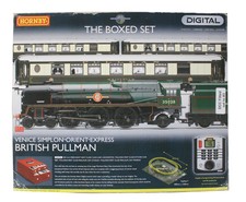 HORNBY 'OO' GAUGE R1073 VENICE-SIMPLON ORIENT EXPRESS - TRAIN SET *DCC FITTED
