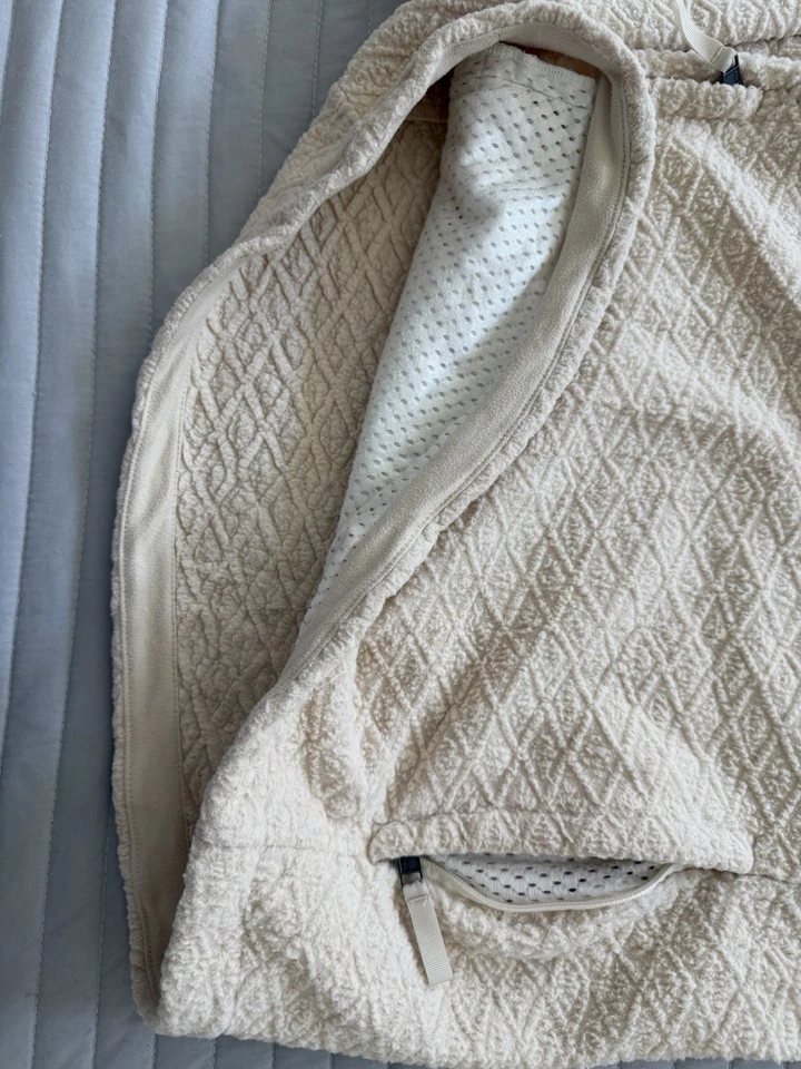 Sudadera con capucha polar Patagonia Diamond Capra crema blanco roto talla mediana para mujer Foto 4 de 4