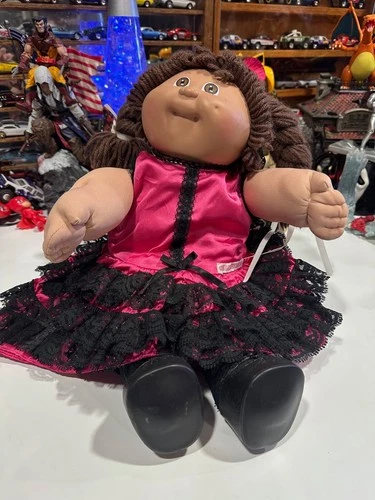 Cabbage Patch Kids Doll Brown Eyes Hair Girl Spanish Dress World Traveler