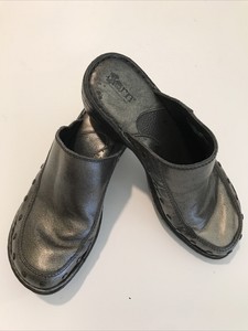 womens casual comfy clogs