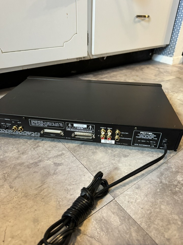 Décodeur DTS Rotel RDA-986 – Révisé, Garanti 1 An – Occasion