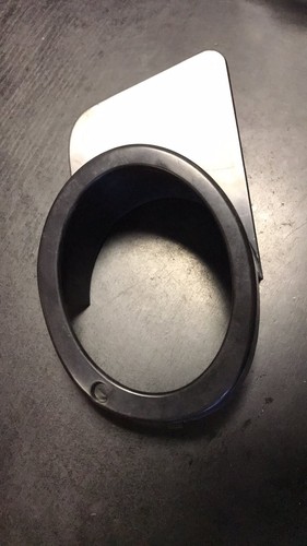 NEU BMW E39 5er Nebelscheinwerfer rechts Rahmen Nebelscheinwerfer rechts 2496284