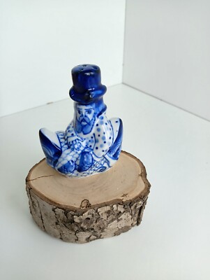 salt shaker . gzhel . vintage. ORIGINAL.A souvenir. Toy