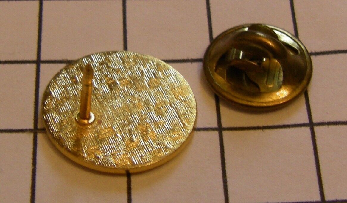 Photo 2/4