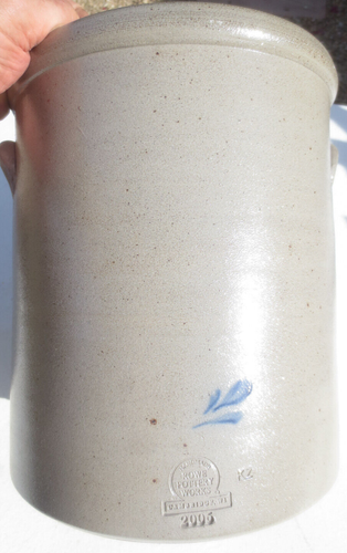 2006 Rowe Pottery 2 Gallon Crock " Live Well Laugh Often Love Much" EXCELLENT! - Picture 5 of 9