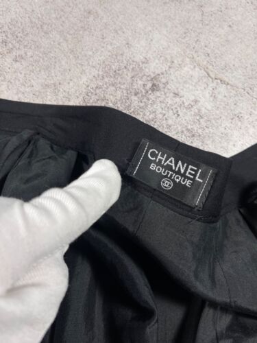 Chanel Boutique 90s Womens Vintage Knee Length Black Button Skirt 100%Wool Black - Picture 12 of 14
