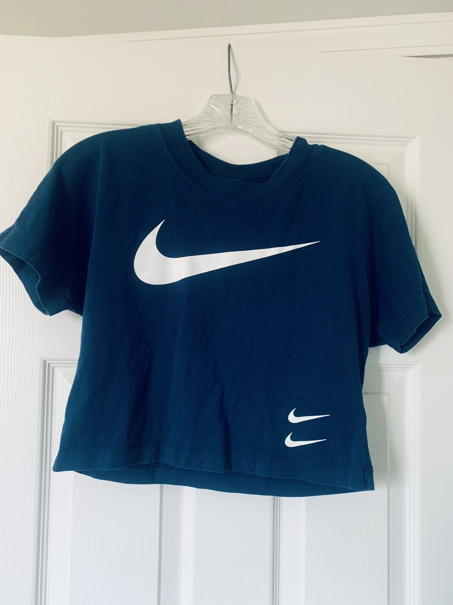 navy blue nike crop top