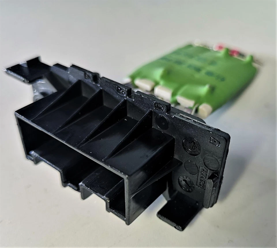 RELÉ RESISTOR-BOXER CITROEN GENUÍNO/BOXER III 6450XR - Imagem 2 de 3