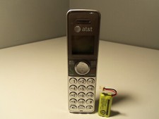 AT T CL82401 Dect 6.0 Handset Phone w/ Battery Silver  Black