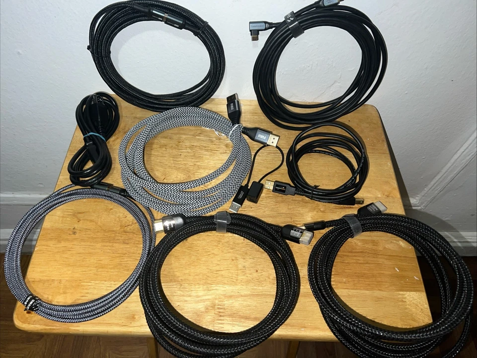 Premium Zeskit HDMI 2.1 & DP & USB C & SPF Adapter & More! - Image 2 of 4