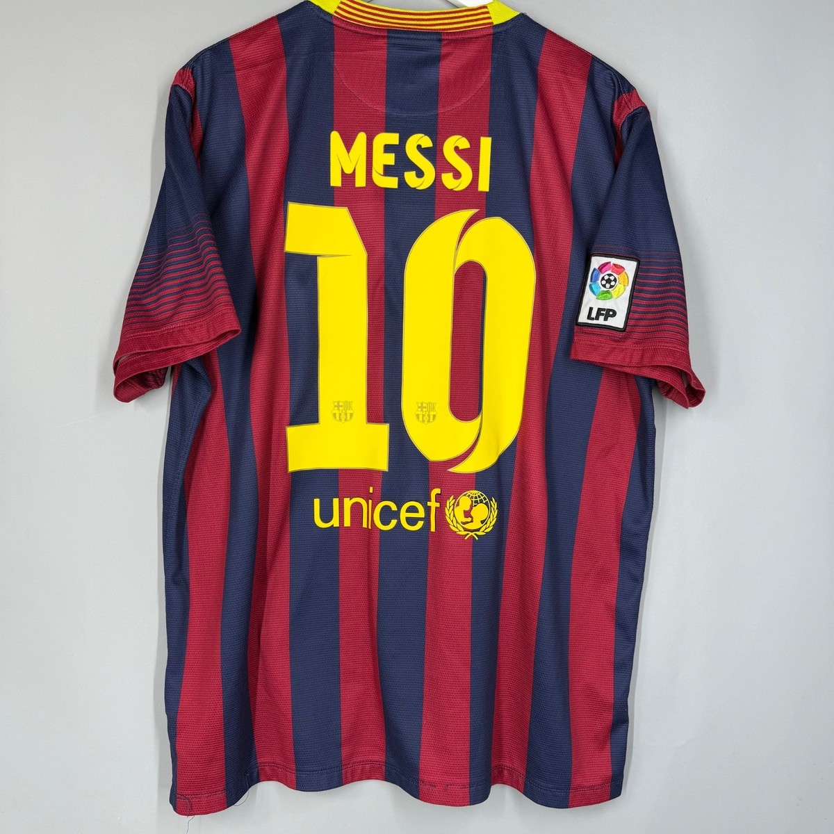 FC Barcelona Nike 10 メッシ　M s-l400.jpg