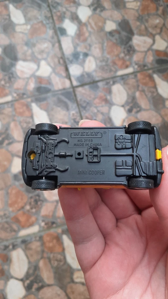 Welly Mini Cooper model car 1/60 - Image 2 of 4