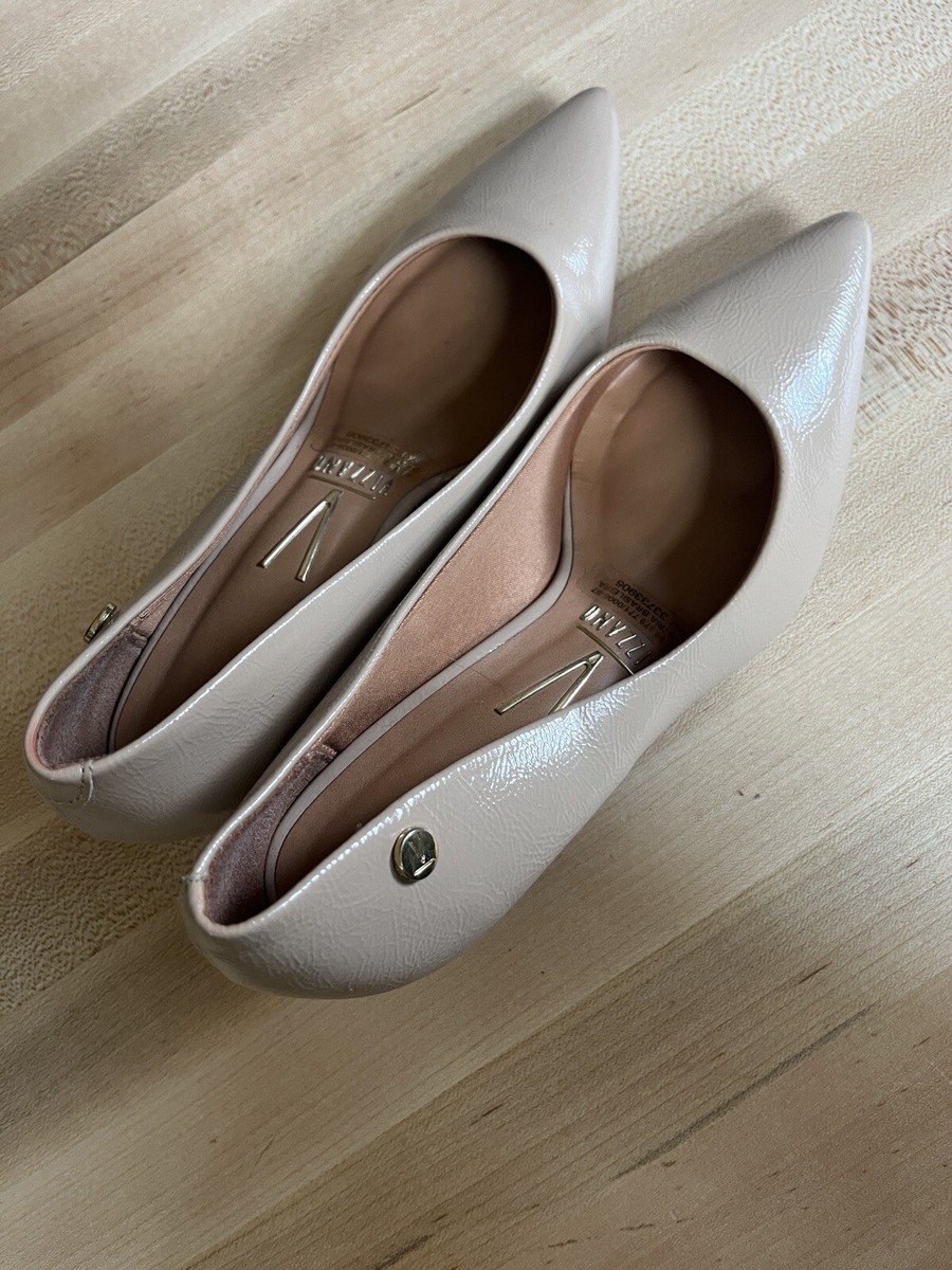 スカーピンVIZZANO MADE IN BRAZIL Vizzano Shoes For Women Size 7. Made In Brazil. Color Beige. VGC
