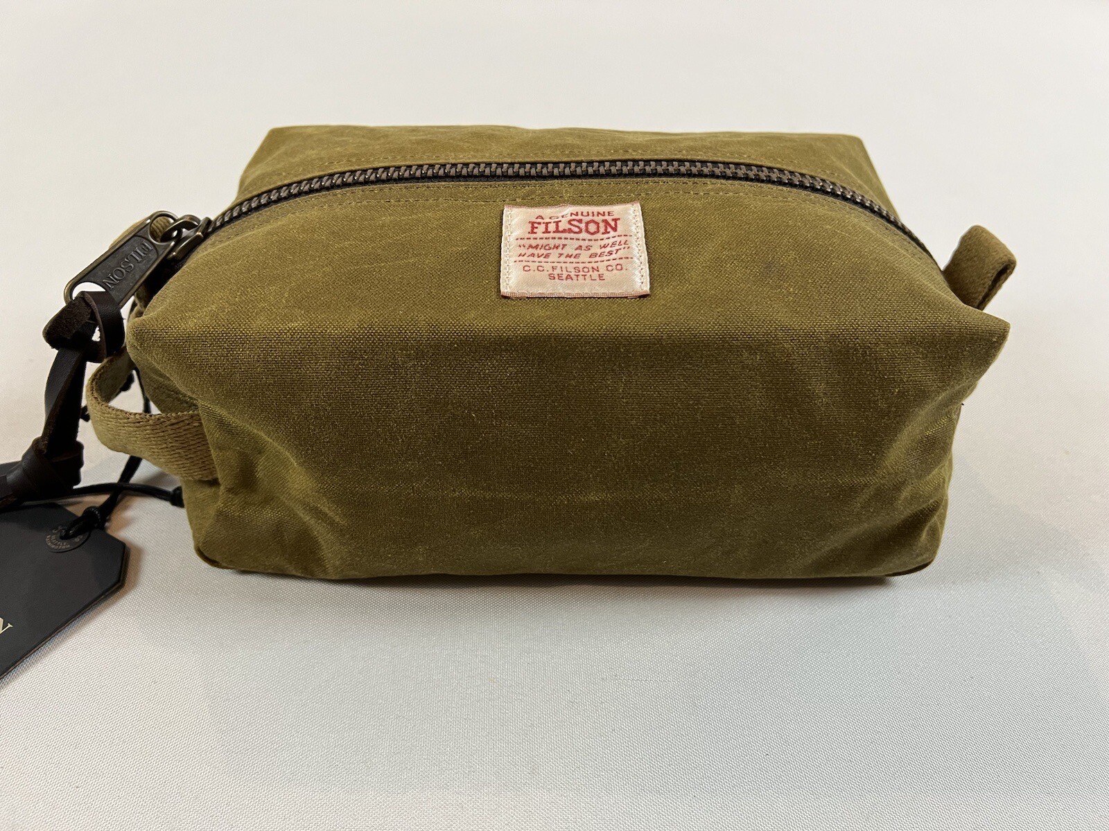 FILSON TIN CLOTH TRAVEL KIT DARK TAN ONE SIZE NWT