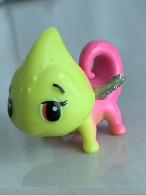 chameleon hatchimal