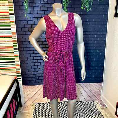 Loft dark pink, sleeveless, knee length dress with white dash marks and V-neck | eBay Loft dark pink, sleeveless, knee length dress with white dash marks and V-neck | eBay