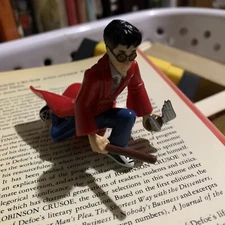 Harry Potter Flying on Broom with Golden Snitch 2001 Warner Brothers. Plastic