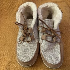 Women's Minnetonka Torrey Bootie Slippers Size 7M