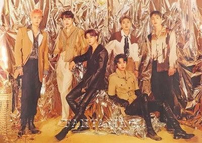 Poster Poster (VER.2/Background: Metallic color) MONSTA X ''CD Fantasia X''