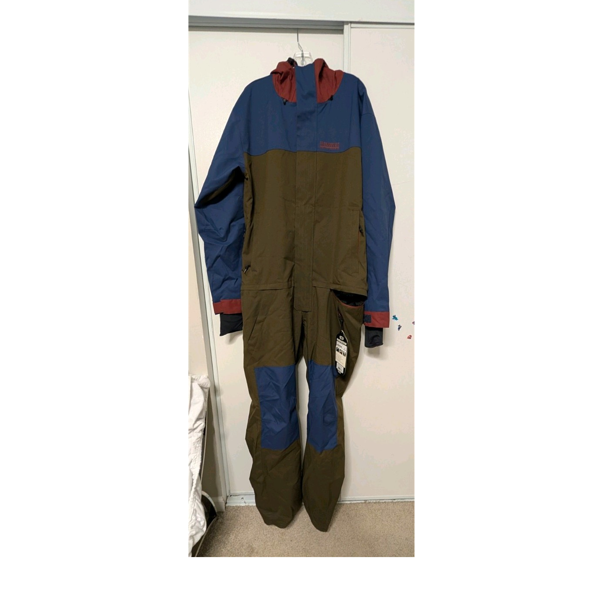 Airblaster Stretch Freedom Suit Mens XL Olive/Navy Colorblock