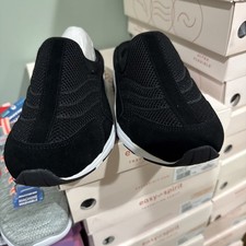 Easy Spirit Mule Travel Time Slip On Size 9 Color, Black And White New Inbox