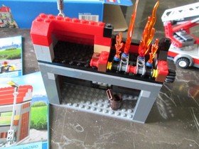 2013 LEGO CITY 60003 FIRE EMERGENCY USED COMPLETE WITH BOX