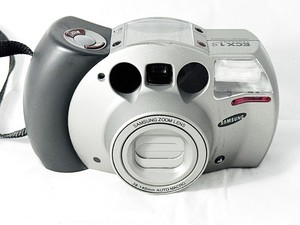 Samsung ECX 1S Panorama analoge Kleinbildkamera - von Porsche frische Batterien funktionieren