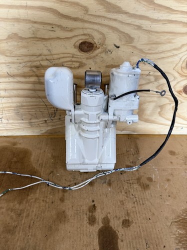 EVINRUDE ETEC JOHNSON FICHT OUTBOARD MOTOR TILT & TRIM UNIT 5007662 - Foto 7 di 10