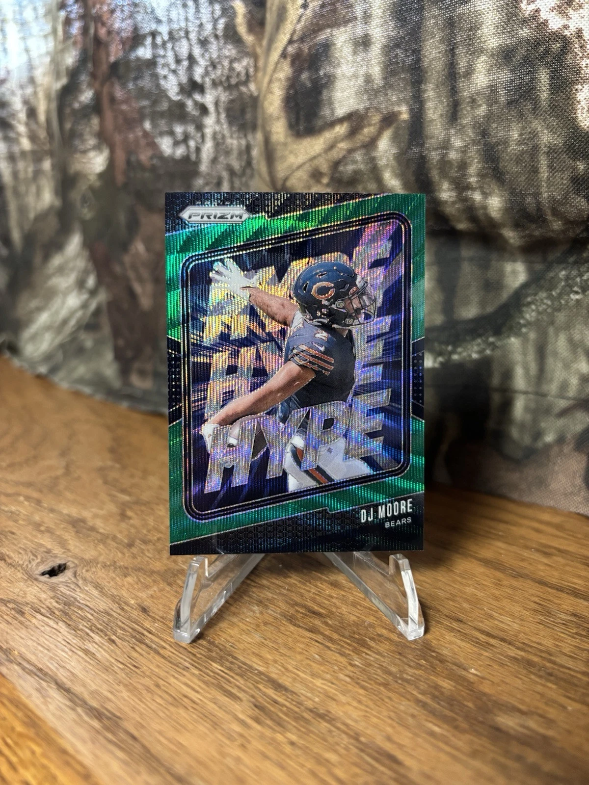 2024 Panini Prizm #15 DJ Moore Hype Wave Green Prizm