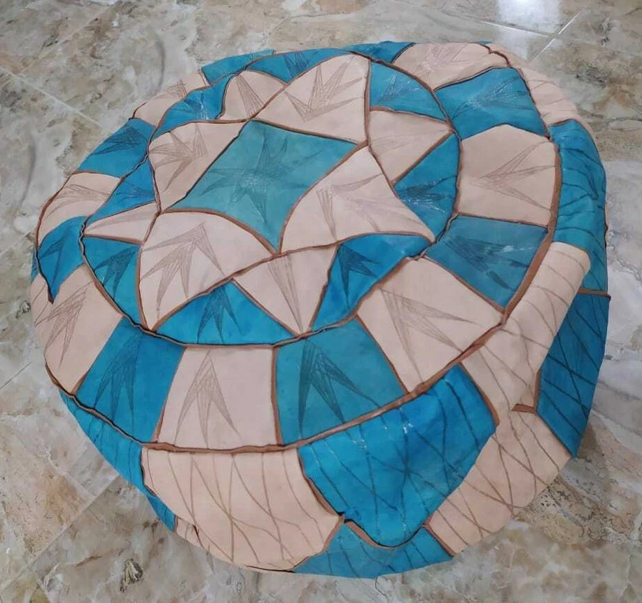 Camel pouf 2024