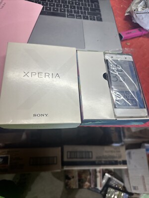 Sony Xperia XA F3113 16gb cell 5 in smartphone Graphite White GSM 4G LTE  New