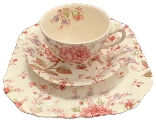 Vintage Johnson Brothers "Rose Chintz" Teacup 3 pc Set